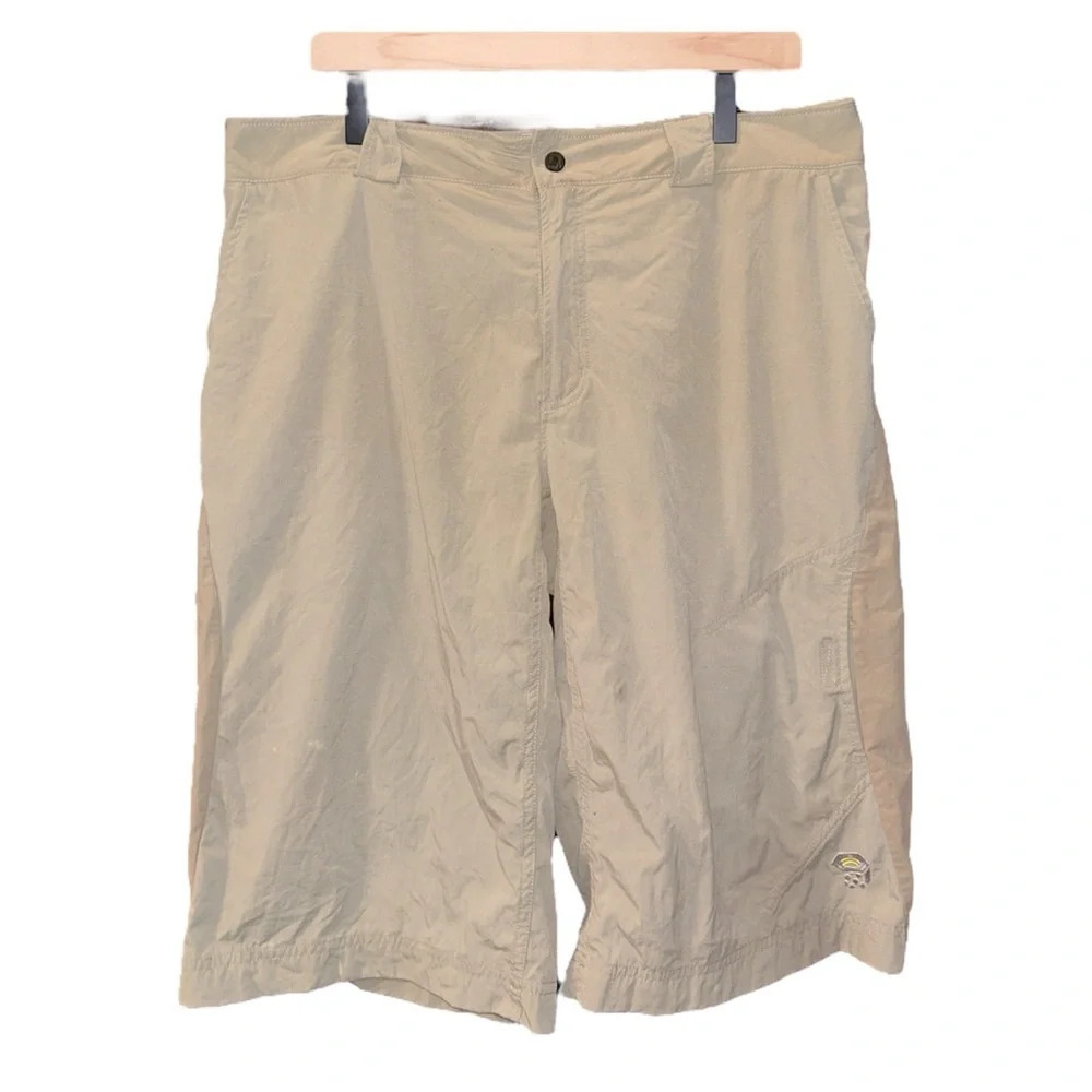 Mountain Hardwear Outdoor Hiking Tan Working Shorts Large